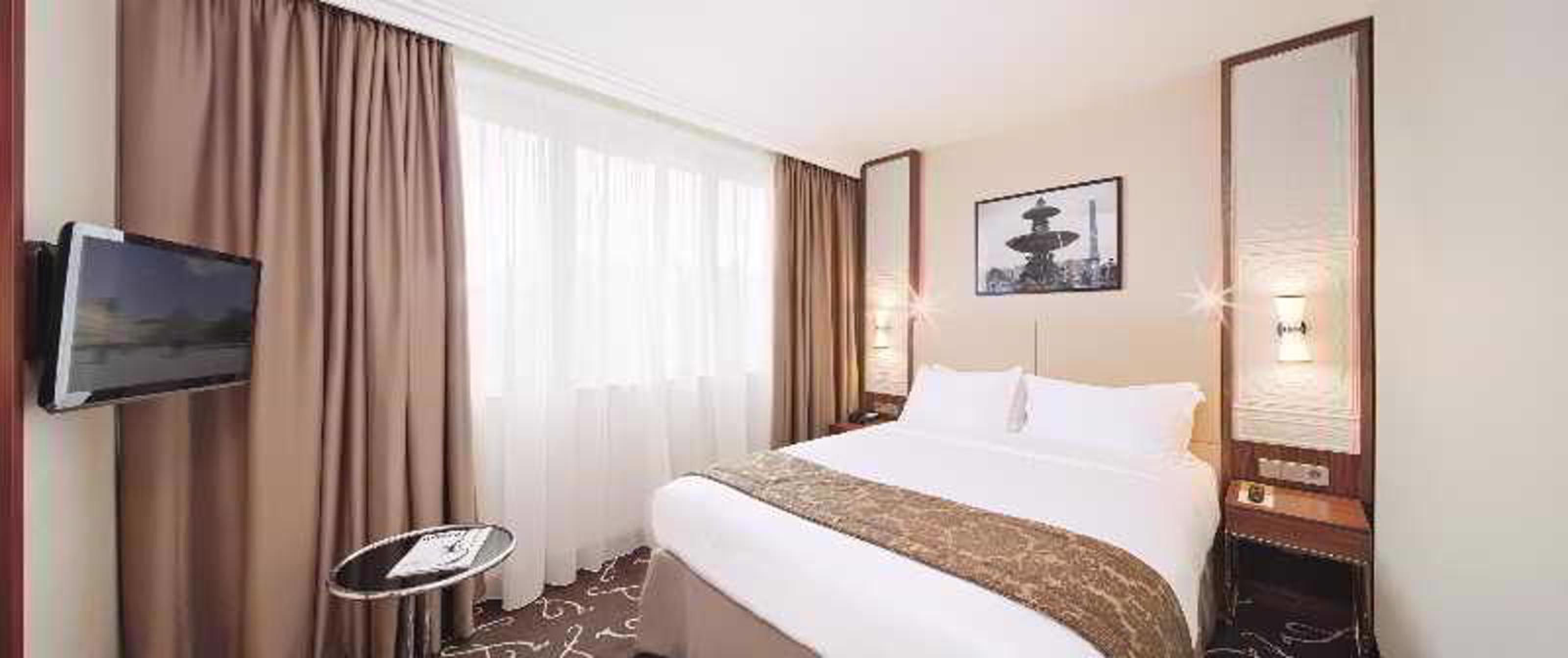 Crowne Plaza Paris - Neuilly, An Ihg Hotel Εξωτερικό φωτογραφία