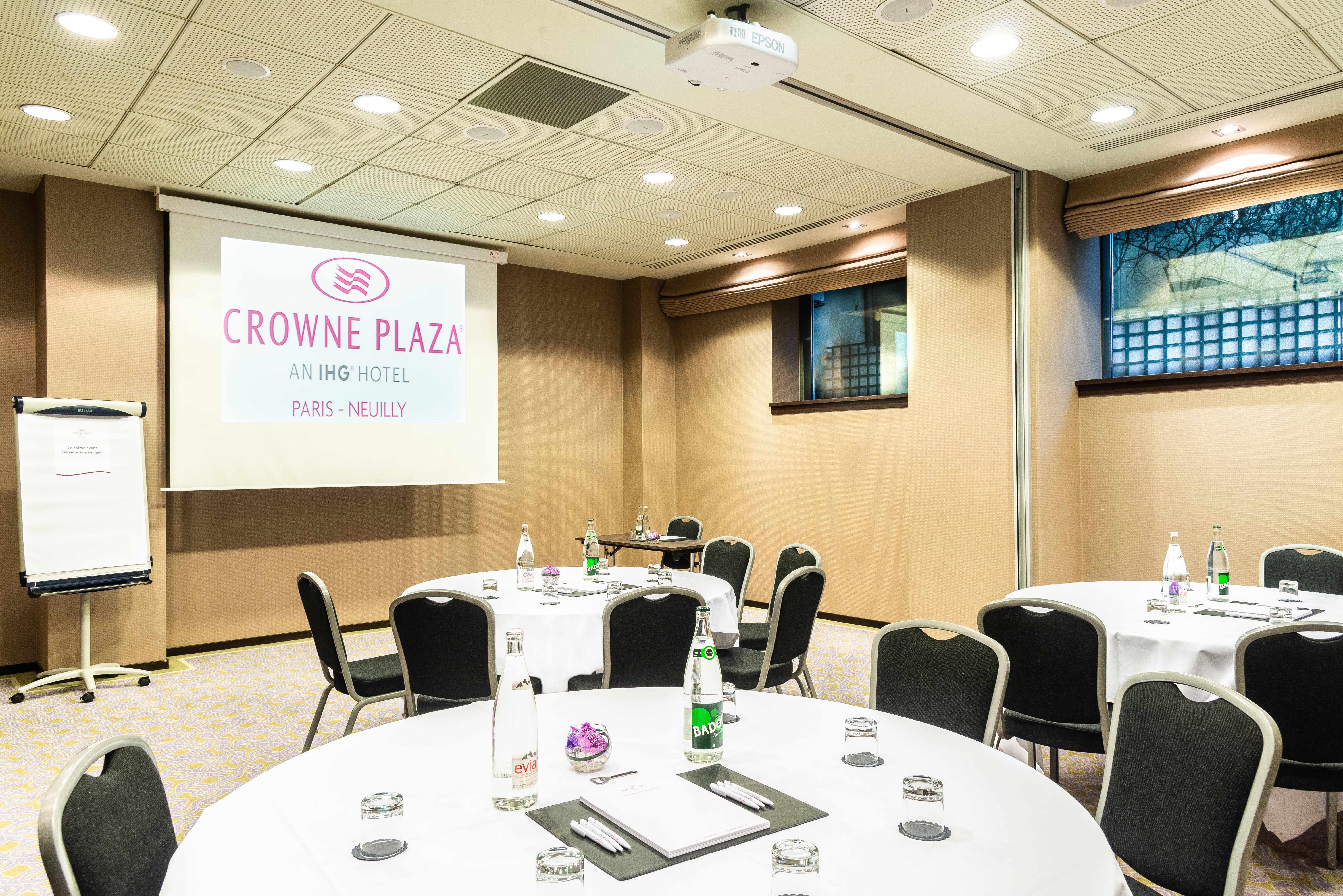 Crowne Plaza Paris - Neuilly, An Ihg Hotel Εξωτερικό φωτογραφία